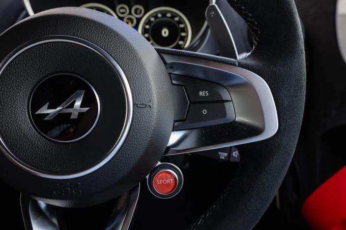 2024 Alpine A110