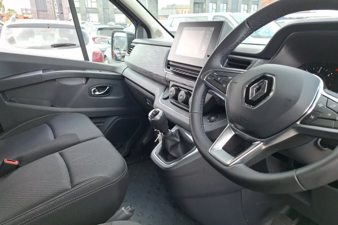 2025 Renault Trafic
