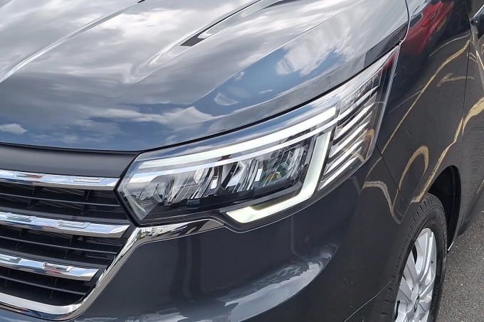 2025 Renault Trafic