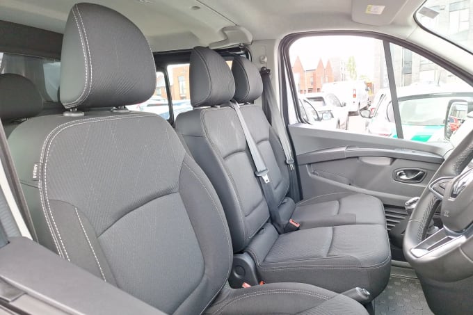 2025 Renault Trafic