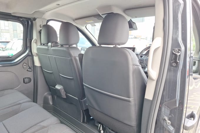 2025 Renault Trafic