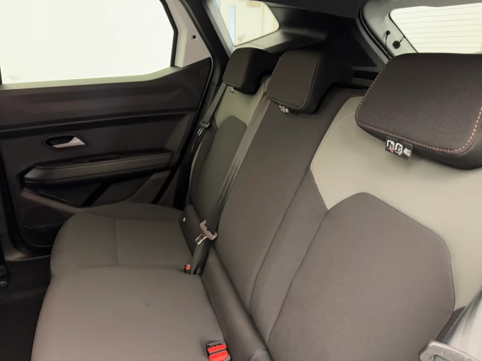 2025 Dacia Duster