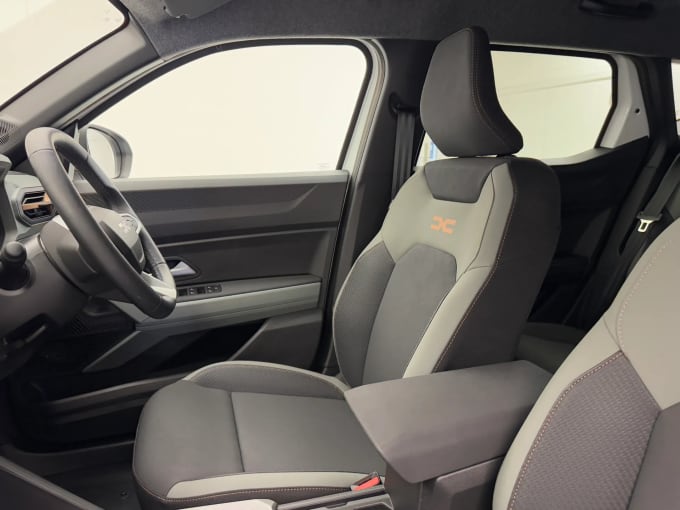 2025 Dacia Duster