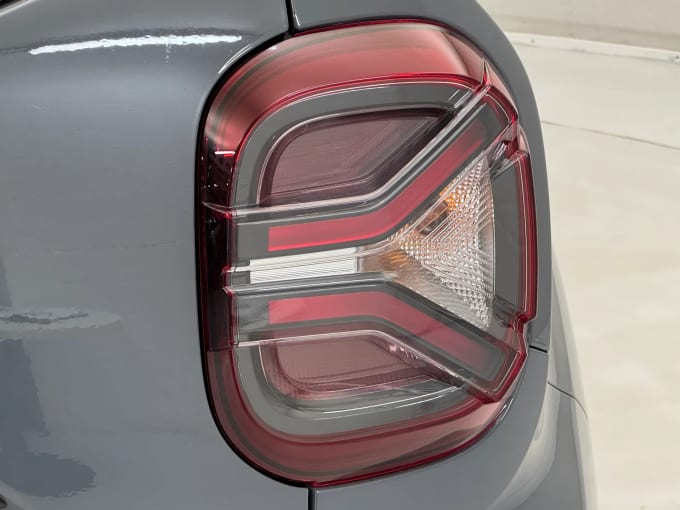 2022 Dacia Duster