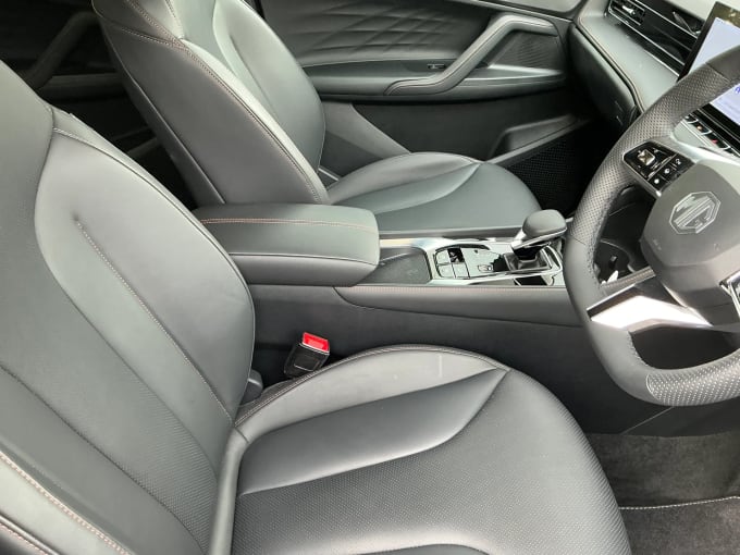 2024 Mg Motor Uk Hs