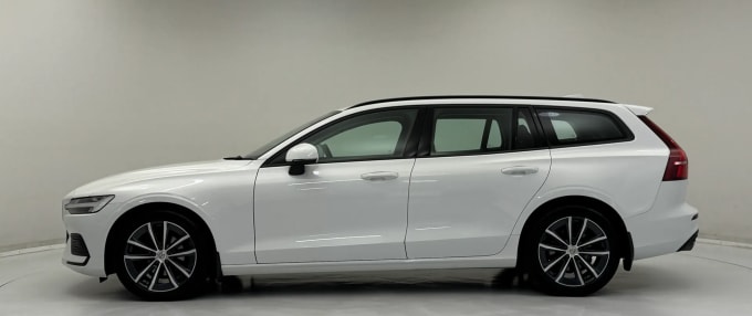 2022 Volvo V60