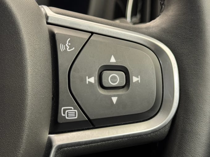 2022 Volvo V60