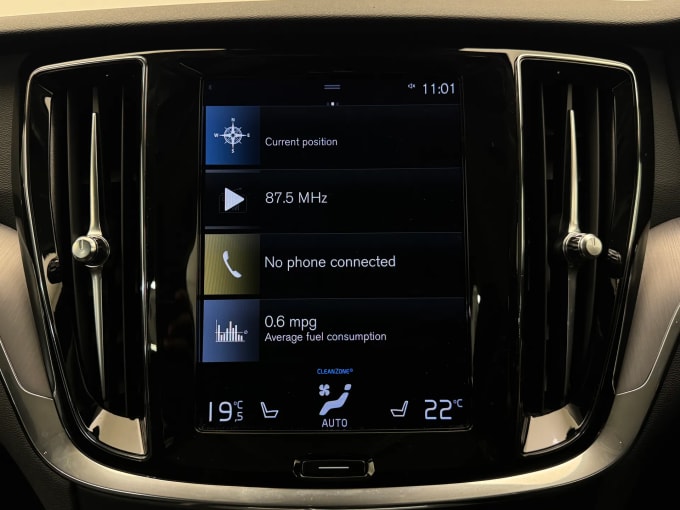 2022 Volvo V60