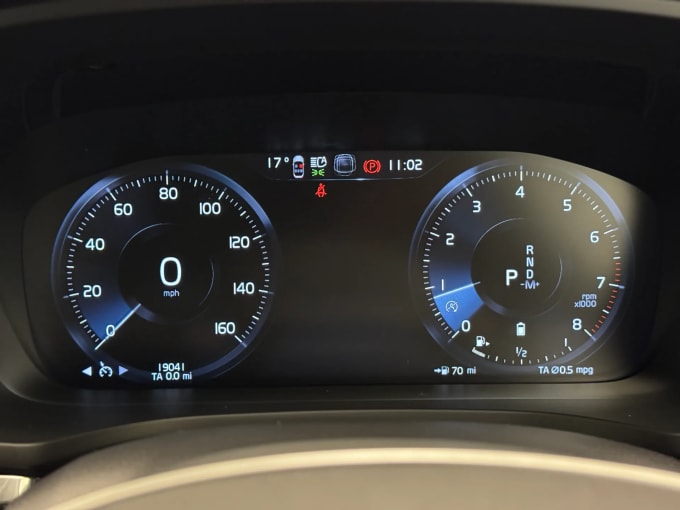2022 Volvo V60