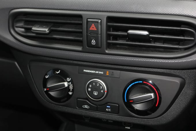 2024 Hyundai I10