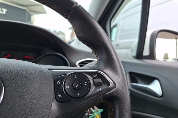 2020 Vauxhall Crossland X