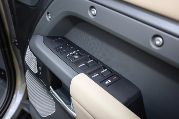 2024 Land Rover Defender
