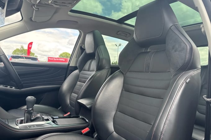 2023 Mg Motor Uk Hs