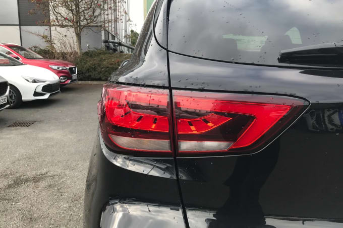 2021 Mg Motor Uk Zs