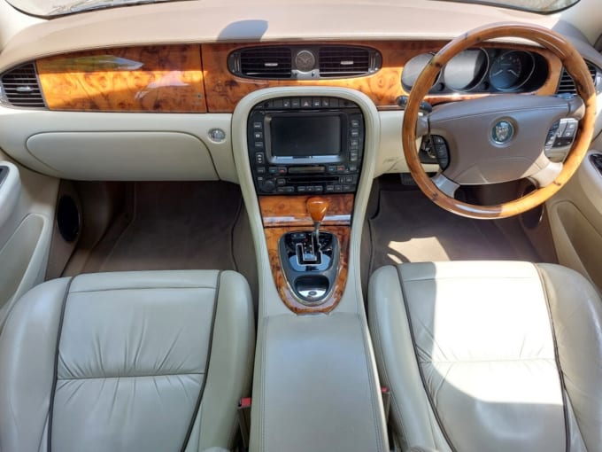 2004 Jaguar Xj