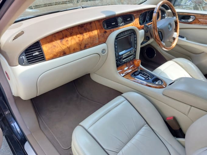 2004 Jaguar Xj