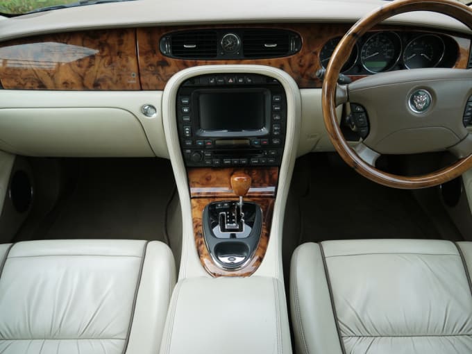2004 Jaguar Xj