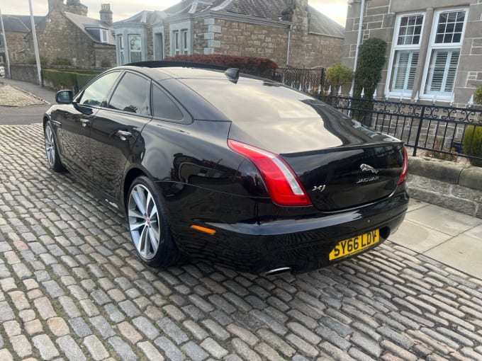 2025 Jaguar Xj