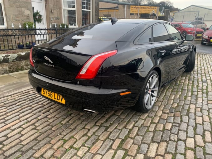 2025 Jaguar Xj