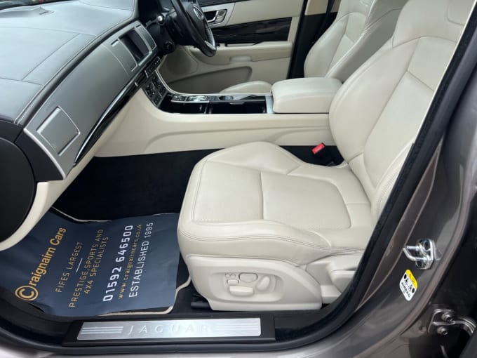 2025 Jaguar Xf