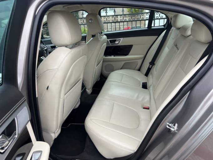 2025 Jaguar Xf
