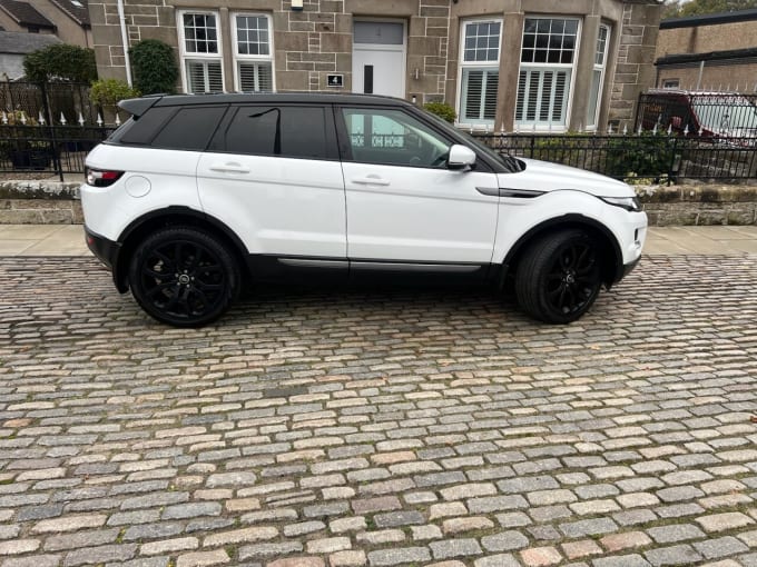 2025 Land Rover Range Rover Evoque