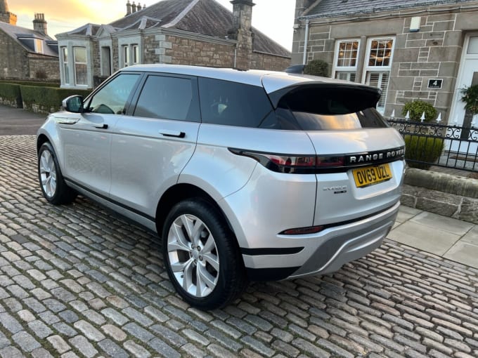 2025 Land Rover Range Rover Evoque