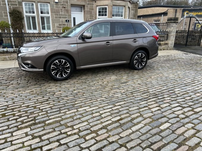 2025 Mitsubishi Outlander