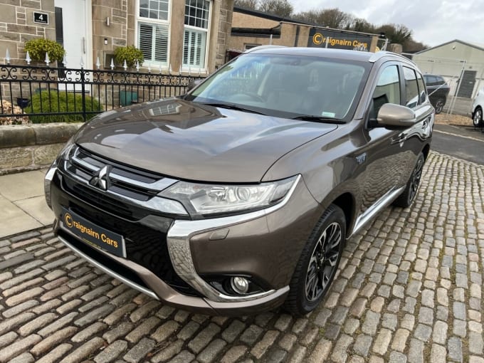 2025 Mitsubishi Outlander