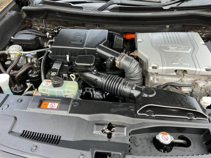 2025 Mitsubishi Outlander
