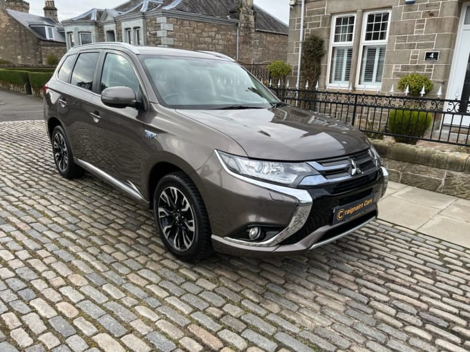 2025 Mitsubishi Outlander