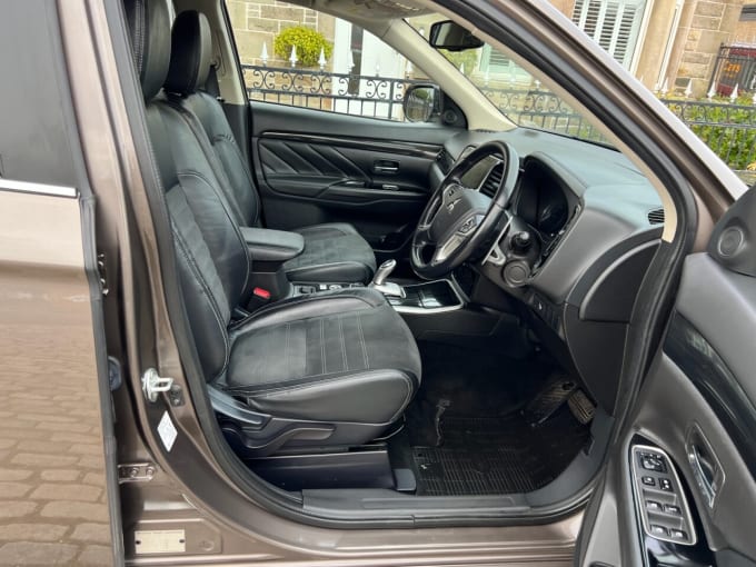 2025 Mitsubishi Outlander