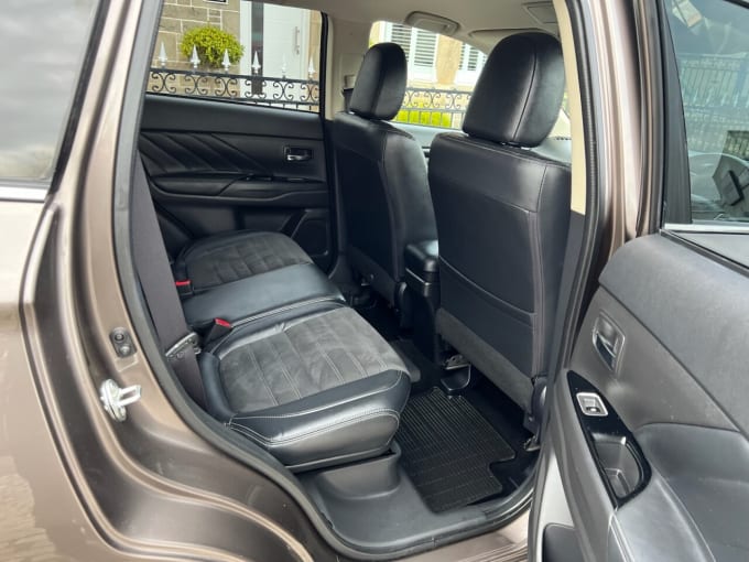 2025 Mitsubishi Outlander