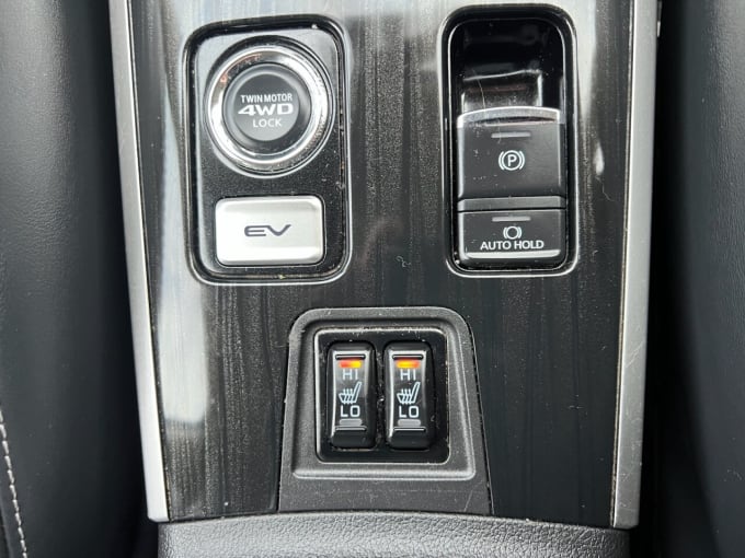 2025 Mitsubishi Outlander