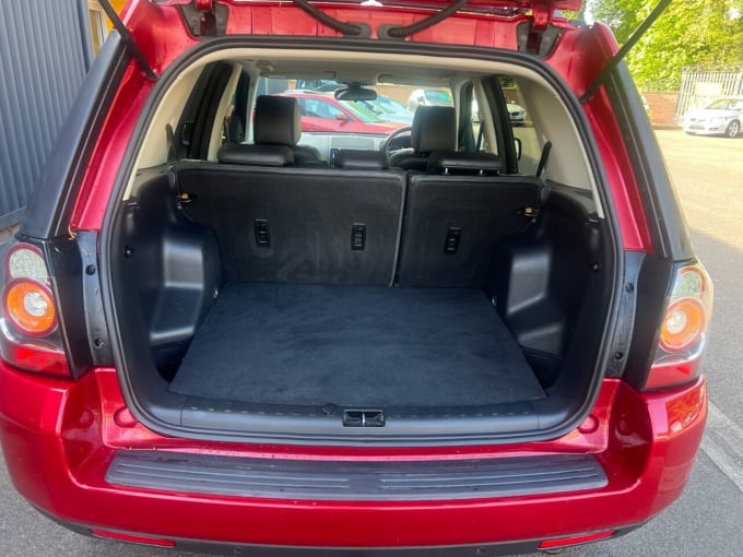 2025 Land Rover Freelander 2