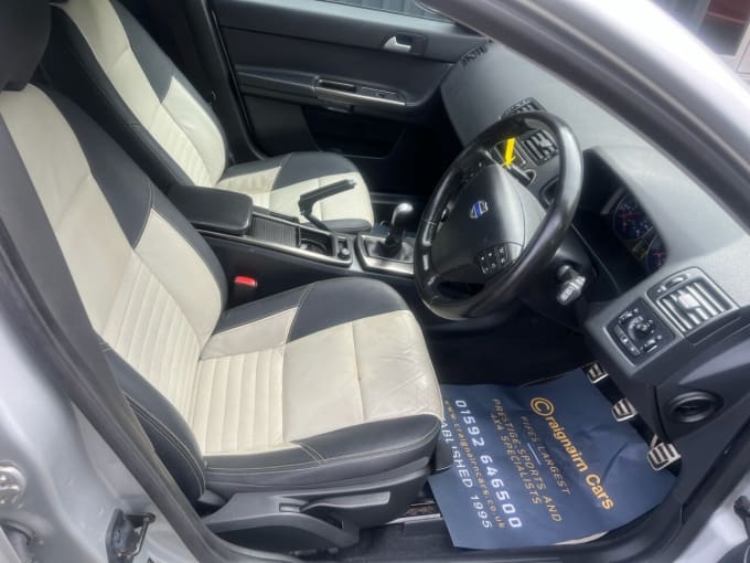 2025 Volvo V50
