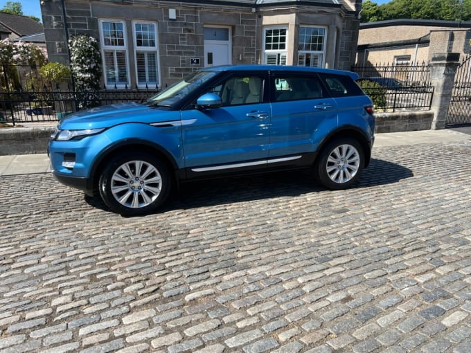 2025 Land Rover Range Rover Evoque