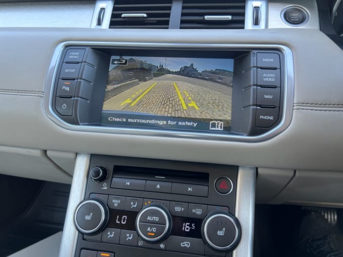 2025 Land Rover Range Rover Evoque