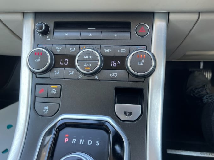 2025 Land Rover Range Rover Evoque