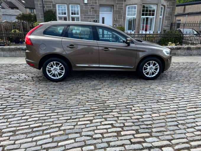 2025 Volvo Xc60