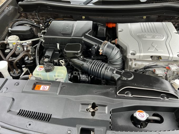 2025 Mitsubishi Outlander