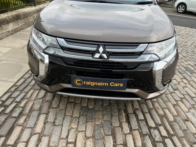 2025 Mitsubishi Outlander