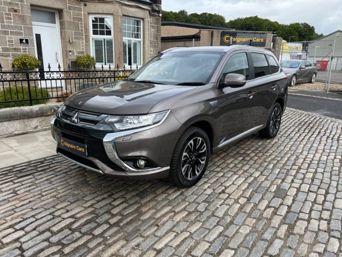 2025 Mitsubishi Outlander