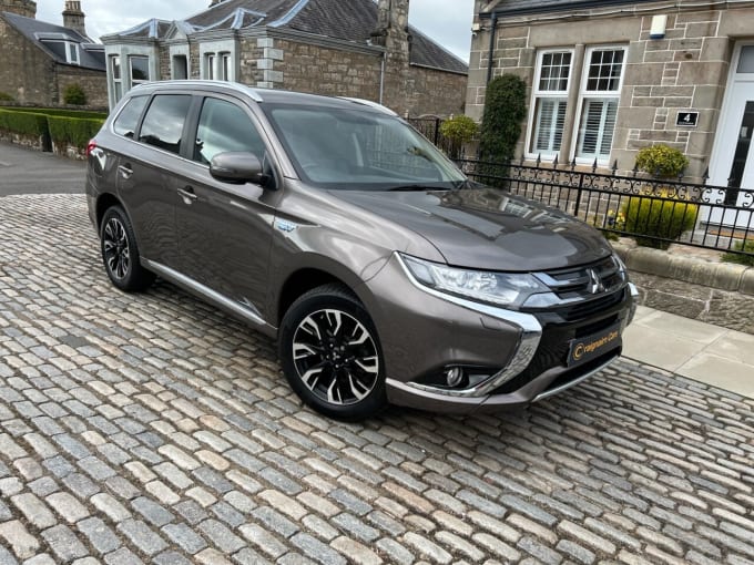 2025 Mitsubishi Outlander