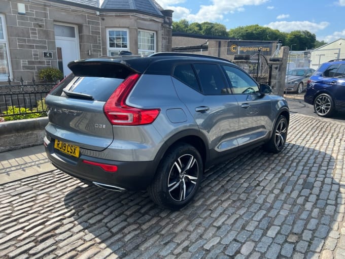 2025 Volvo Xc40