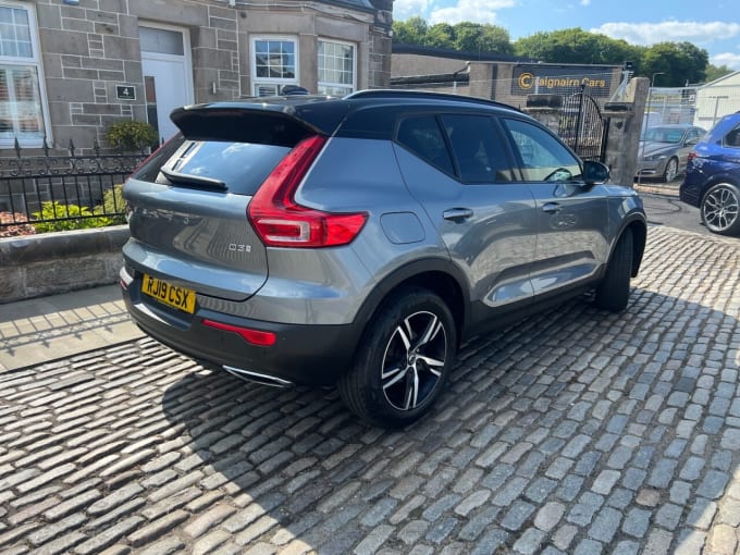 2025 Volvo Xc40