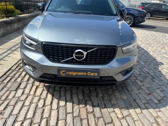2025 Volvo Xc40