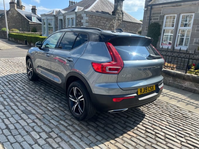 2025 Volvo Xc40