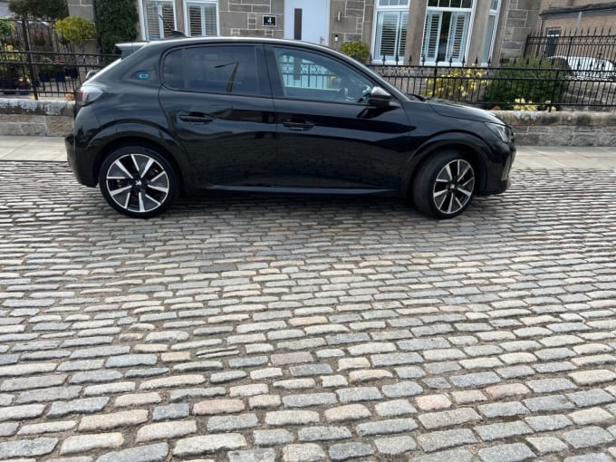 2025 Peugeot E-208