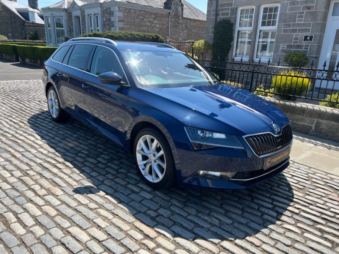 2025 Skoda Superb